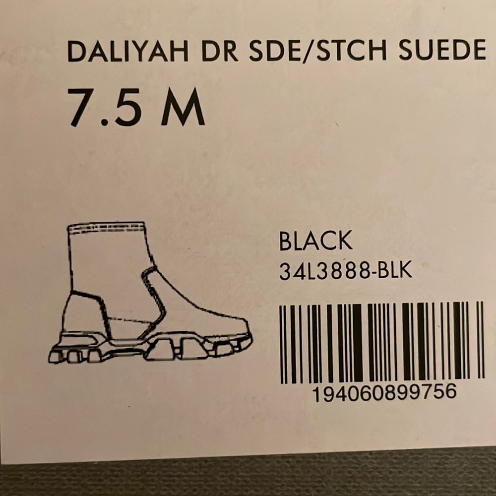 Aquatalia Daliyah Suede boots